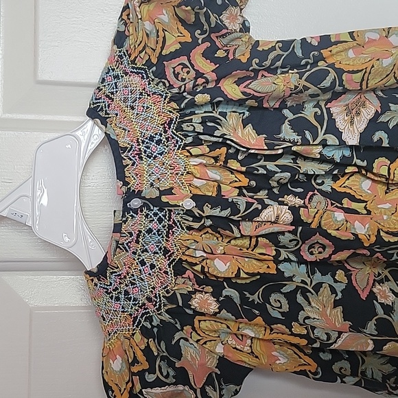 Adorable Le' Za Me girls 4T multi colored dress. - Picture 4 of 8